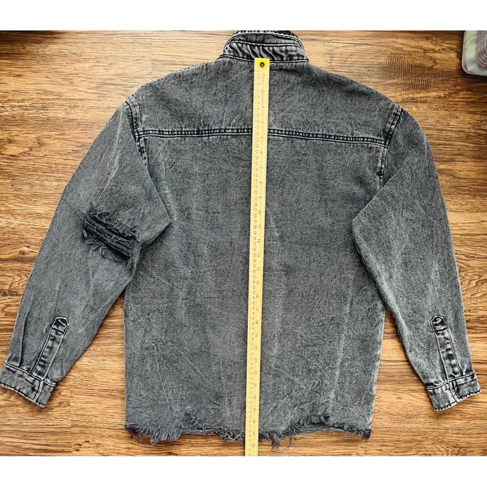 Forever 21 Men Distressed Denim Shirt Gray Frayed Hem Long Sleeve Snap Button S - Picture 5 of 6